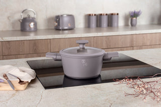 Casserole with lid, Taupe